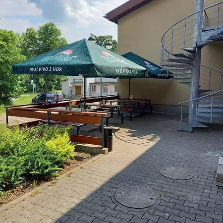 招待所 Lokotka 3*